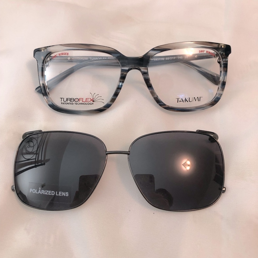 Plastic frame with polarized magnetic clip on sunglasses for men